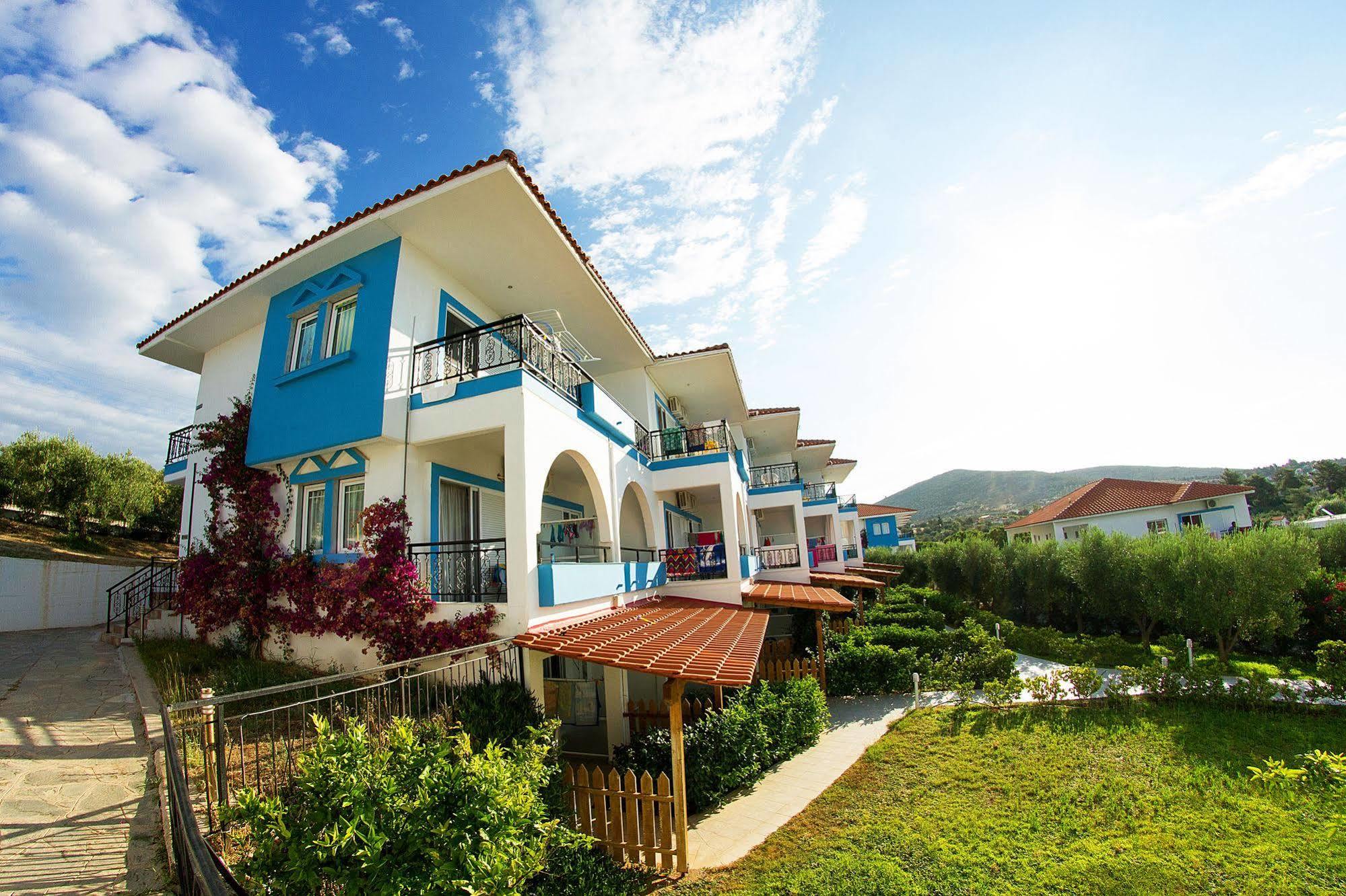 Sonia Village Hotel Gerakini Exterior foto
